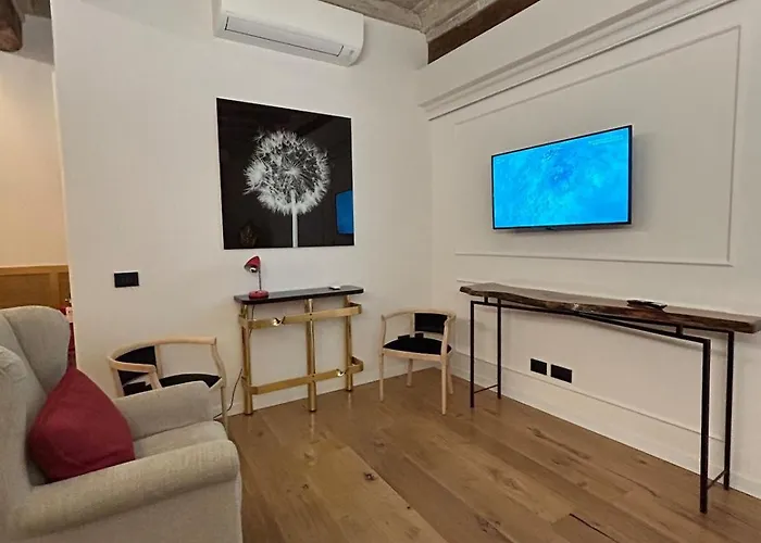 Apartment Montoro House *