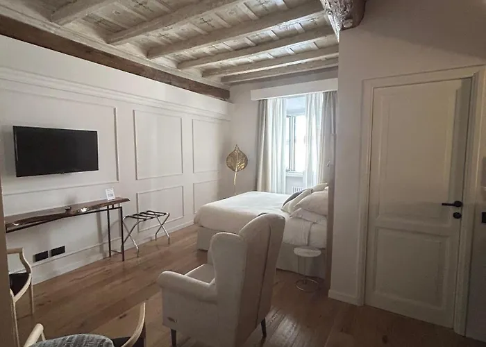 Montoro House Apartment Rom